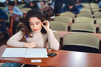 Universitetlərin ən yaşlı 1-ci kurs tələbələri