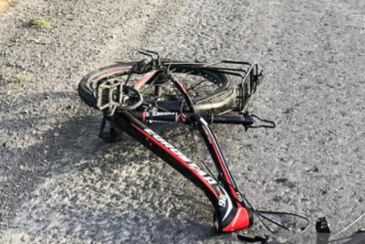 Maşın vuran velosipedçi öldü