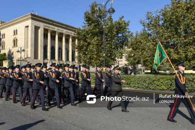 Bakıda Zəfər Günü yürüşü - YENİLƏNİB - FOTO/VİDEO