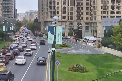 Bakının bu yollarında tıxac var - SİYAHI