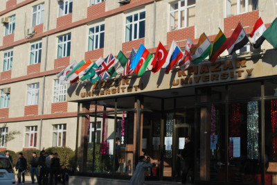 Xəzər Universiteti bu ərazidə korpus TİKİR