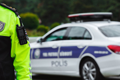 Yeniyetmələrin törətdiyi qəza nəticəsində bir nəfər öldü - Yol polisindən müraciət