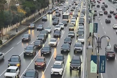 Bakının bu yollarında tıxac var - SİYAHI
