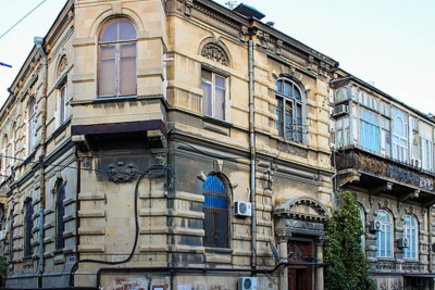  “Əlibəyovların evi” söküləcək? 