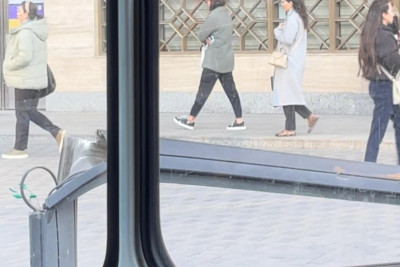 Metronun "Xətai" stansiyasının qarşısında işıqfor aşıb - VİDEO