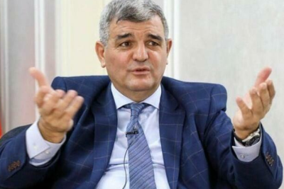 “Yasamalda yaşayan müəllim Pirşağıya işə gedir” - NARAZILIQ
