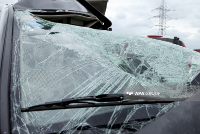 8 Noyabr prospektində ağır qəza: Ölən var