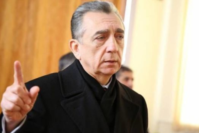 Eldar Əzizov: "Bakıda qəzalı vəziyyətdə olan 1100 bina var"