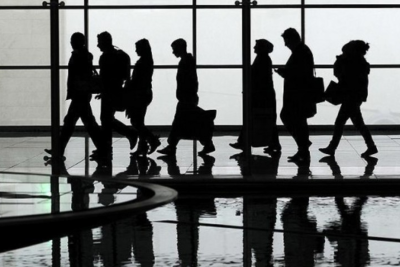 Vəzifəli şəxslər insanları saxta sənədlərlə mühacirətə göndərdilər