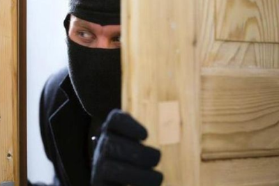 Oğurluq və dələduzluq edənlər tutuldu