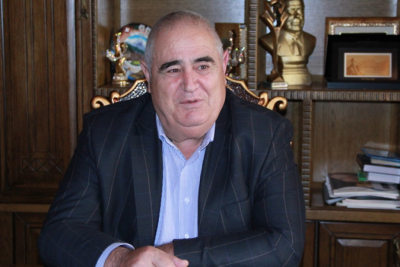 Şərurlu İsfəndiyarın şirkətinə qarşı daha bir iddia