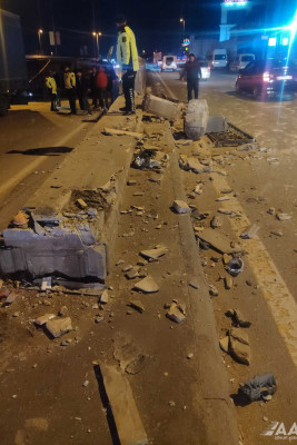 Qəza zamanı yol təsərrüfatına ziyan dəyib - FOTO