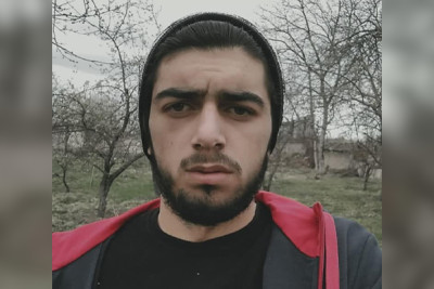 Bakıda 3 gənc qazdan zəhərləndi - Ölən var - FOTO