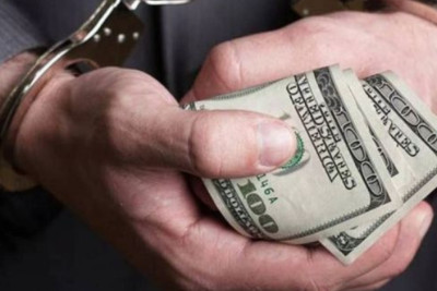 Dövlətin iki milyonunu mənimsəyən sabiq rəis barədə qərar verildi