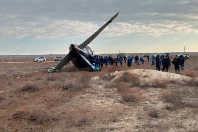 Qazaxıstan FHN: Aktauda qəzaya uğrayan təyyarədə 69 nəfər olub