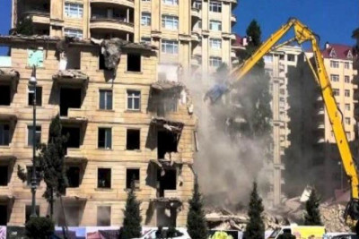 Evləri sökülən sakinlər MTK-dan nə istəyirlər? - VİDEO 