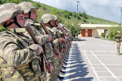 Əsgərlik yaşının azaldılması ilə bağlı qanun layihəsi QƏBUL EDİLDİ