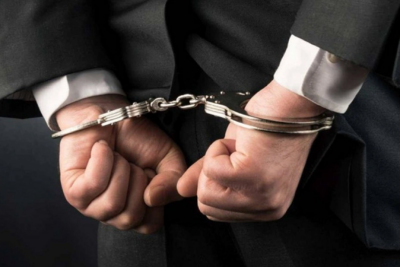 Keçmiş idarə rəisinin məhkəməsi başlayır: Qanunsuz zəbt, satış, rüşvət...