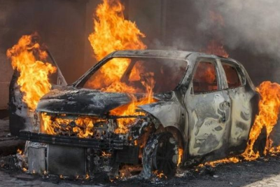 Bakıda "Chevrolet Cruze" yandı – ANBAAN GÖRÜNTÜLƏR