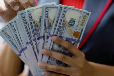 Bakı sakininin 60 min dolları dələduzluqla ələ keçirildi