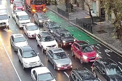 Bakıda tıxac olan yollar açıqlanıb – SİYAHI