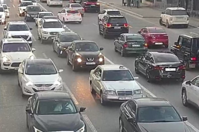 Bakının bir sıra yollarında tıxac var – SİYAHI