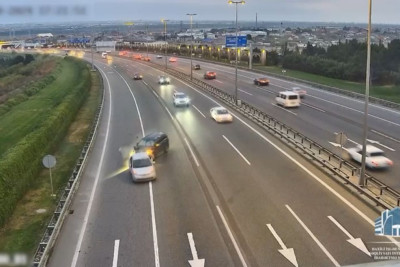 Aeroport şosesində baş verən qəzanın anbaan görüntüləri - VİDEO