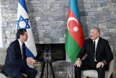 Azərbaycan Prezidenti Davosda İsrail Prezidenti ilə görüşüb