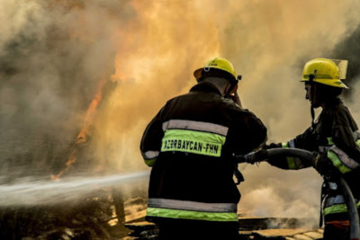 Xəzər rayonunda evdə yanğın olub