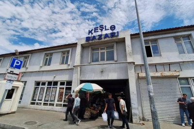 "Keşlə bazarı"nın köçürüləcəyi yer məlum oldu - Satıcılar danışdı + VİDEO 