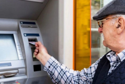 Pensiyalar 14.3 faiz, yoxsa 8 faiz artırılır? - Deputat CAVAB VERDİ