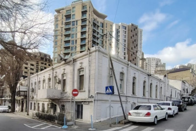 Bakıda memarlıq abidəsinə müdaxilə edilib, söküntü işləri dayandırılıb