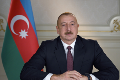 Dövlət büdcəsindən maliyyələşən təşkilatlarda çalışanların maaşları artırılıb