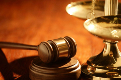 Azyaşlı övladının gözü önündə arvadını öldürən şəxsə 19 illik cəza