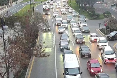 Hazırda tıxac olan yollar - SİYAHI