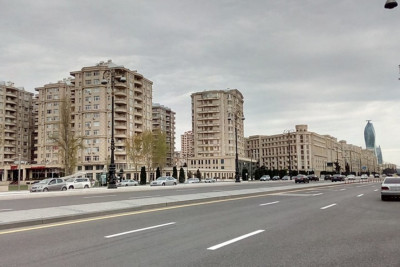 Heydər Əliyev prospektində avtomobillərin hərəkəti bərpa olunub