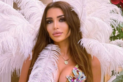 Rəqqasə Renka: "...Ölürəm" - FOTO 