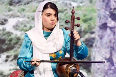 Prezidentin mükafatlandırdığı gənclər arasında o da var - FOTO 