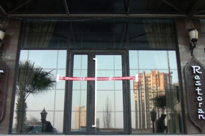 "Nuxa" restoranının fəaliyyəti dayandırıldı - VİDEO