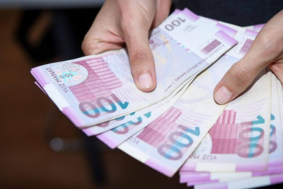 Azərbaycanda bu şəxslərə 10000 manata yaxın pul veriləcək