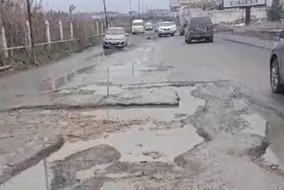 Xırdalanda universitetə gedən yolda acınacaqlı vəziyyət - VİDEO 