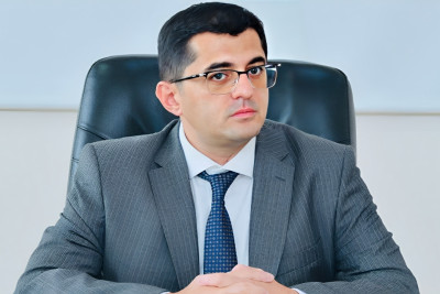 Rektor təyin olunan Rüfət Əzizov kimdir? - DOSYE 
