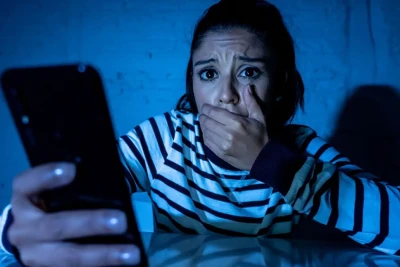 Bakıda qadın fotoları ilə şantaj olundu