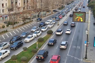 Bakıda yenə tıxac var - SİYAHI