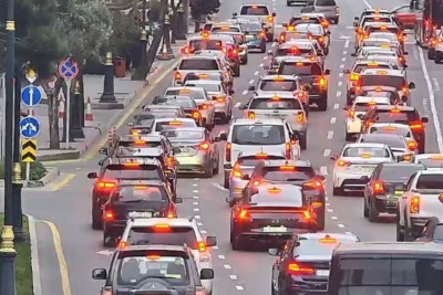 Hazırda paytaxtın bu yollarında tıxac var - SİYAHI