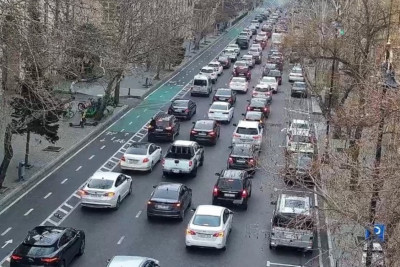 Bakıda tıxac olan yollar açıqlanıb – SİYAHI