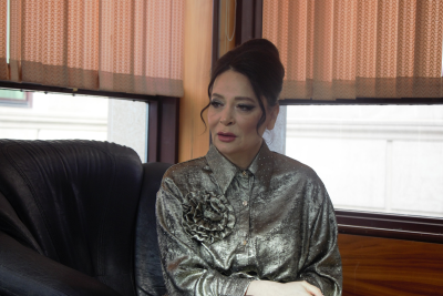 Məşhur aktrisa etiraz etdi: “Bu, birbaşa rəhbərliyinizin göstərişi kimi qəbul ediləcək”