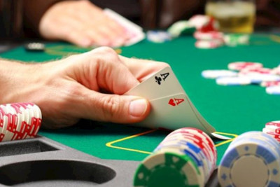 Kafedə qumarxana aşkarlandı – Saxlanılanlar var + FOTO