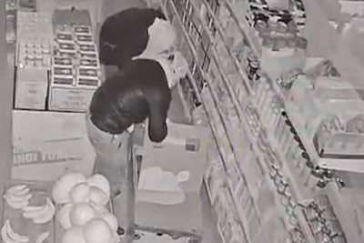 Bakıda marketlərdən 50 min manat dəyərində oğurluq edilib - VİDEO 