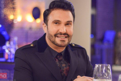 Nadir Qafarzadə plastik əməliyyat etdirənləri pislədi